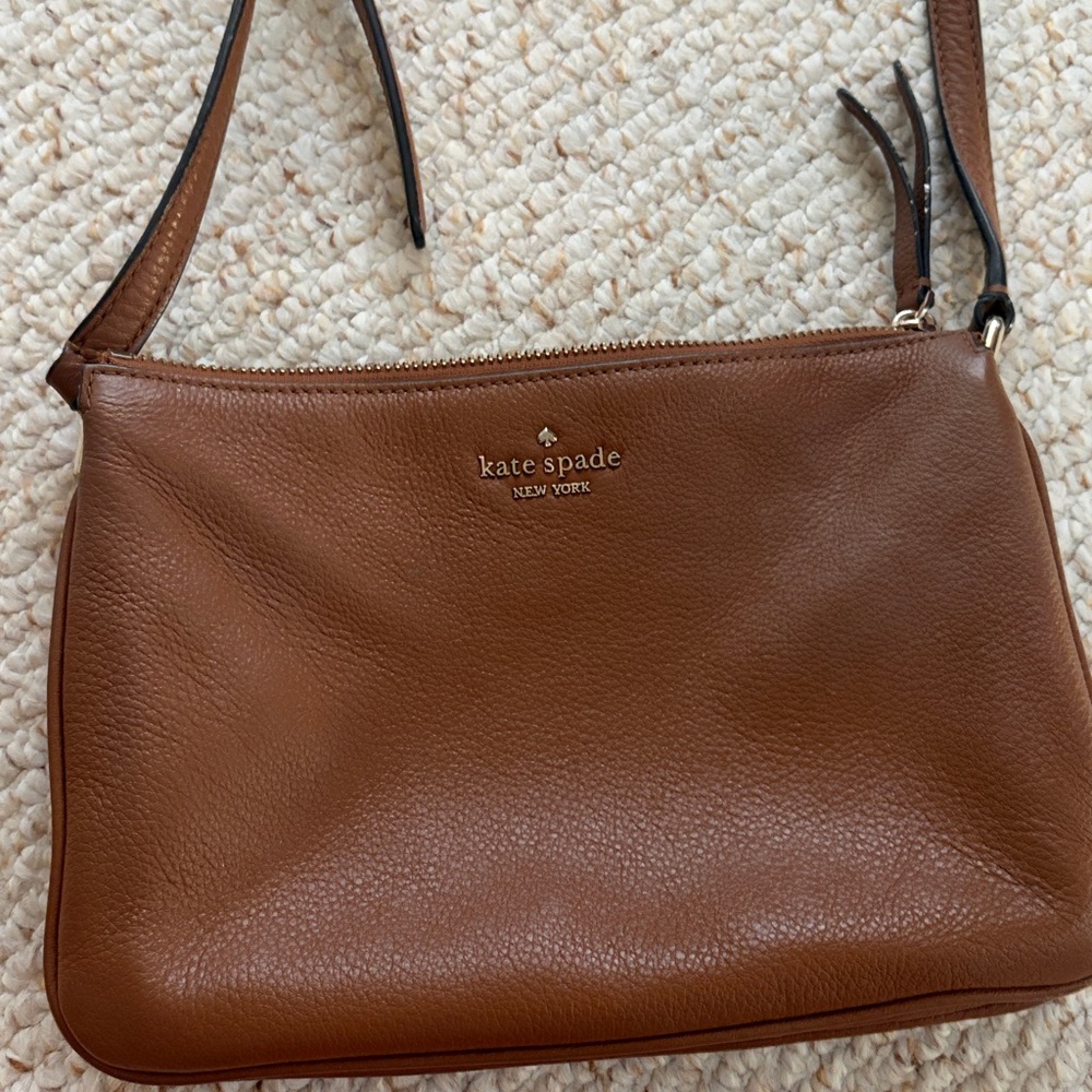 Kate Spade New York Leila Saddle Brown Crossbody Purse Bag Pebbled Leather